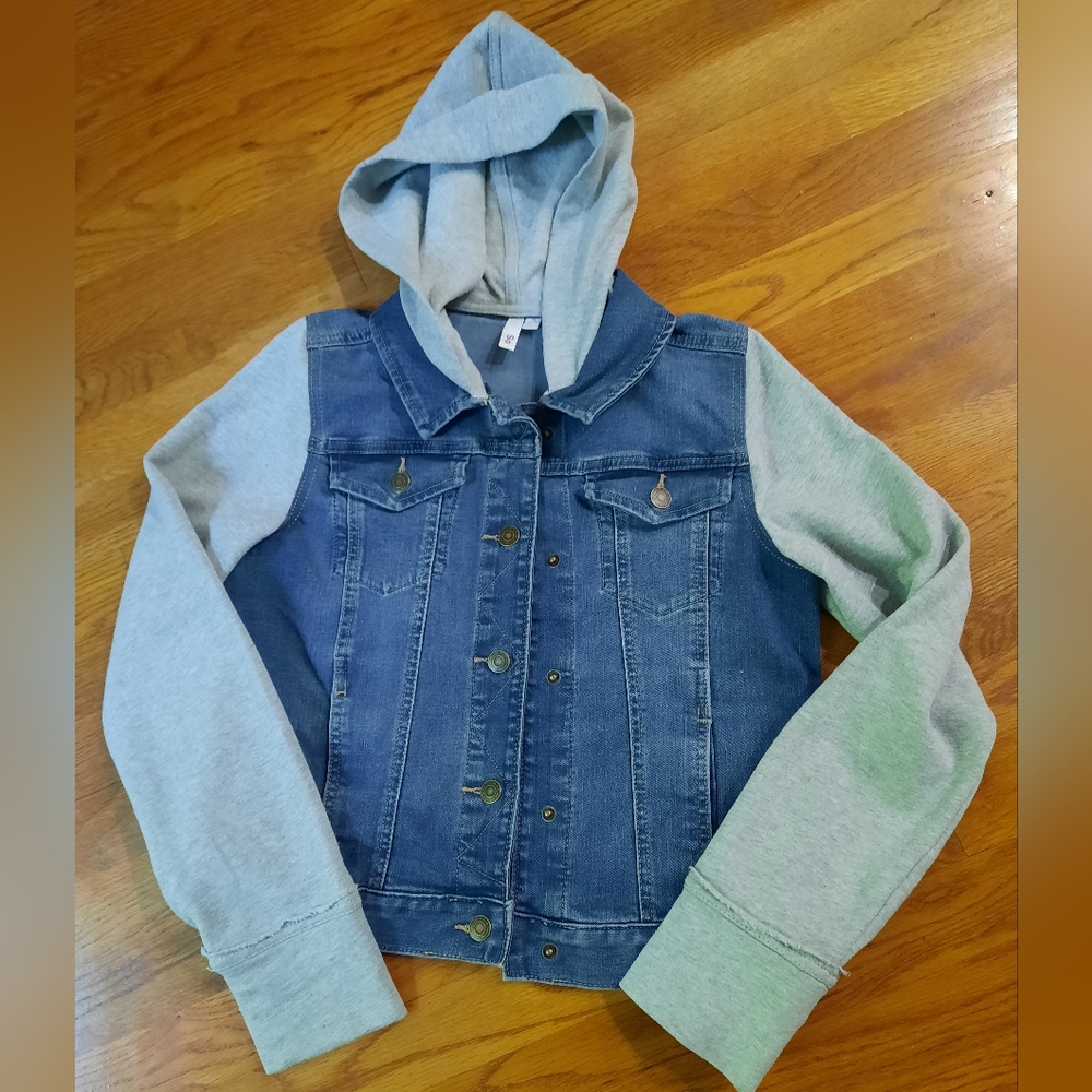 SO Girls Denim/Hoodie Jacket. Blue/Gray. Size XL (14/16)